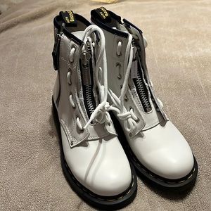 Dr. Martens Women's 1460 Double Zip Leather Boots NEW